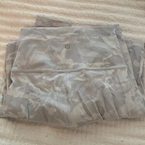Lululemon leggings